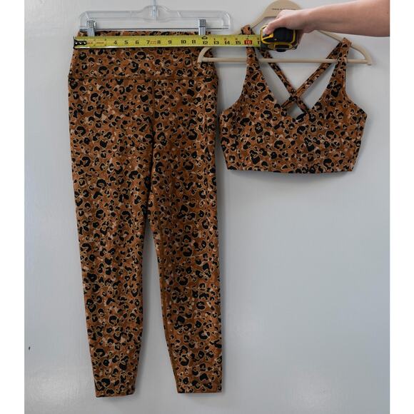 Carbon38 Layered Leopard Metallic High Rise Leggings and Sports Bra Size Medium - Picture 3 of 8